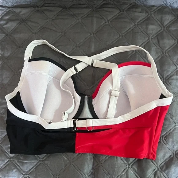 Harley Quinn Bikini Top - Picture 5 of 7